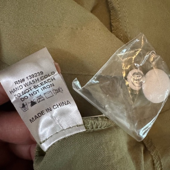 Pomander Place Green Mini Dress.   #49 - Picture 10 of 14